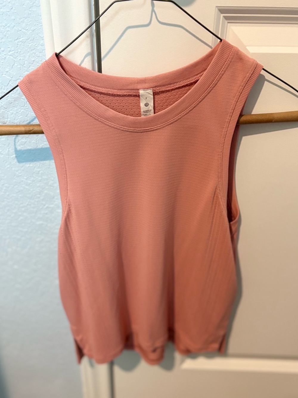 Lululemon Sleeveless Ribbed Tank Top